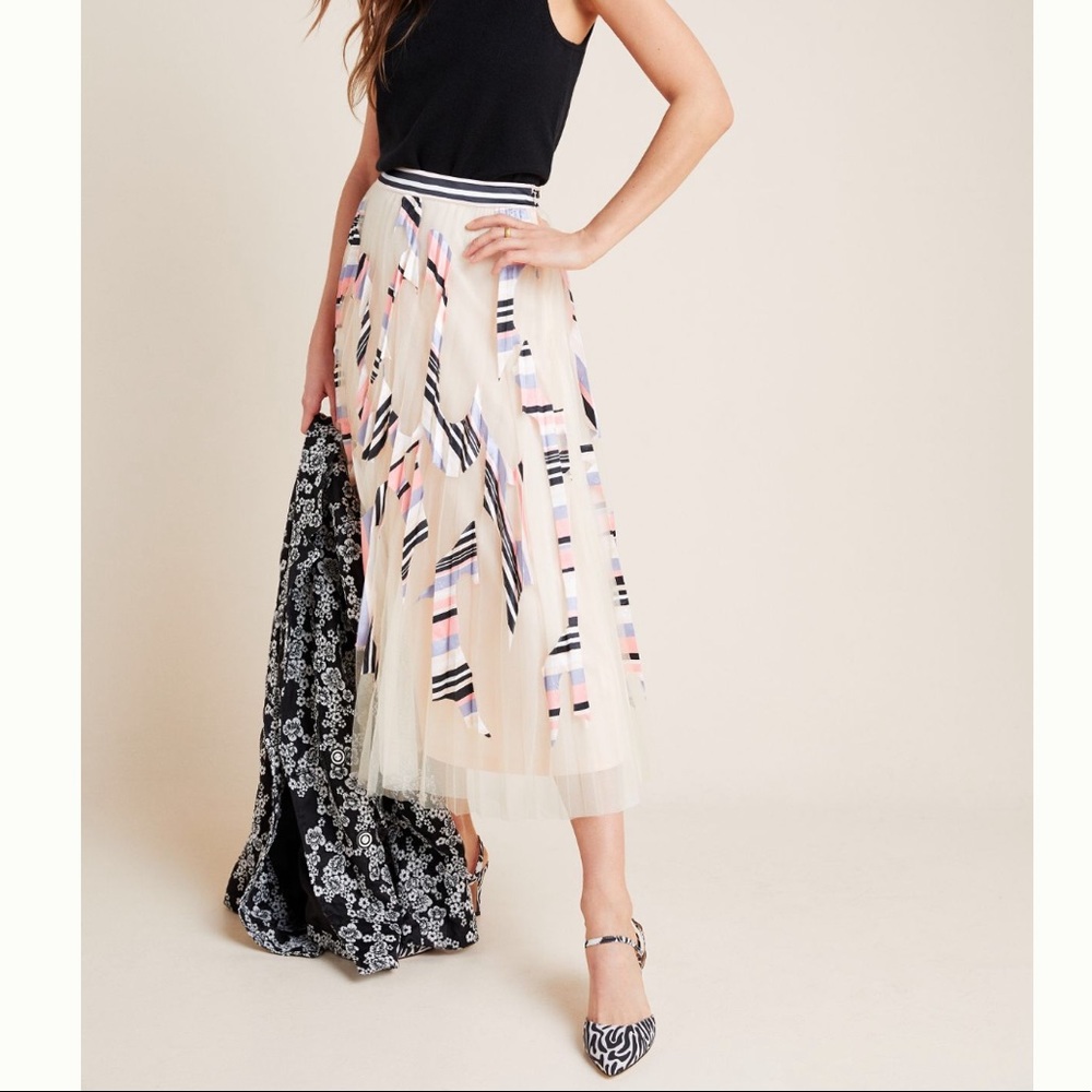 Mae Pleated Tulle Midi Skirt. Small.